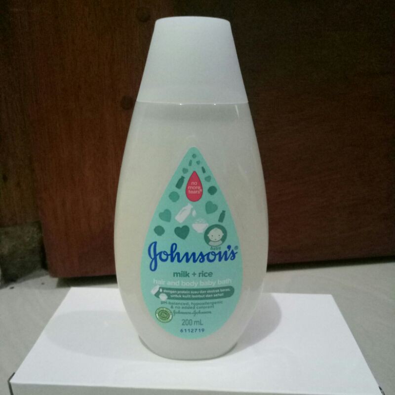 JOHNSON'S COTTONUCH TOP TO TOE 200ML (HAIR AND BODY BEBY)