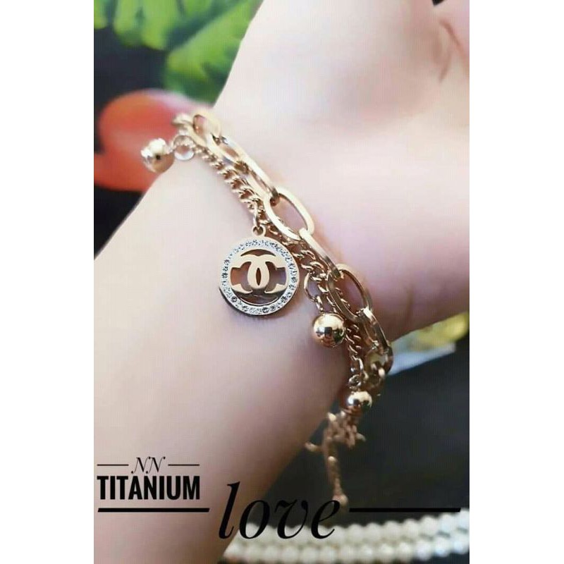 Gelang chanel titanium.