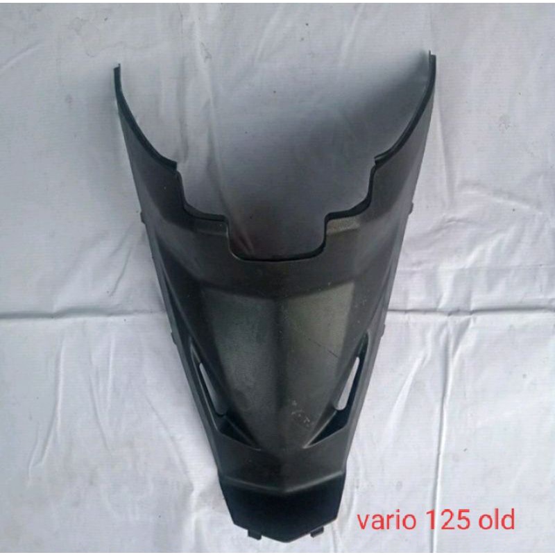 Cover mesin bawah jok vario 125 old