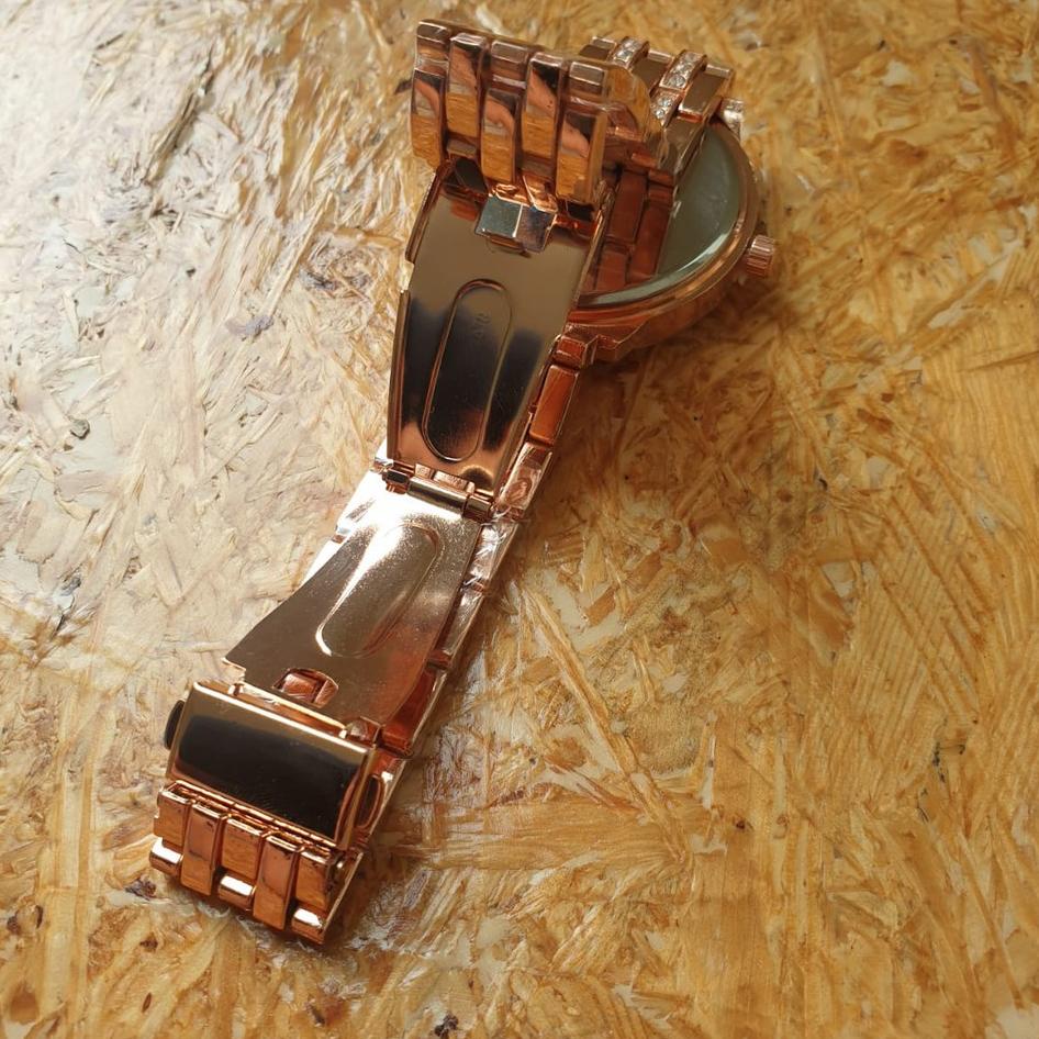 Grosir Pembelian JAM TANGAN WANITA PESTA GOLD MEWAH PREMIUM IMPORT DIAMOND GENEVA BRANDED ORIGINAL G