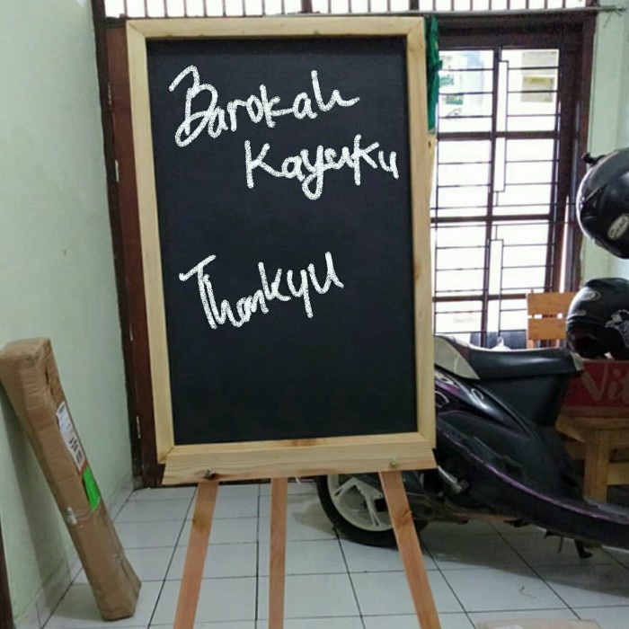 

papan tulis kapur blackboard 80x50cm plus tripod