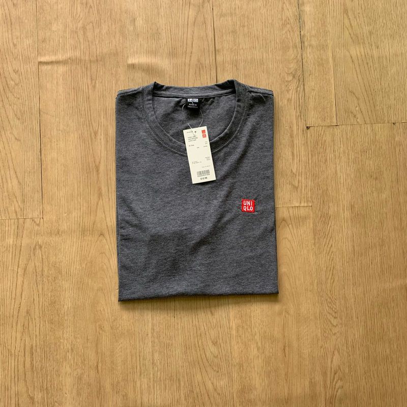 (Unisex) Kaos UNIQLO logo bordir /UNIQLO men O neck / t-shirt UNIQLO long Sleeve-PENDEK UNIQLO ABU MD
