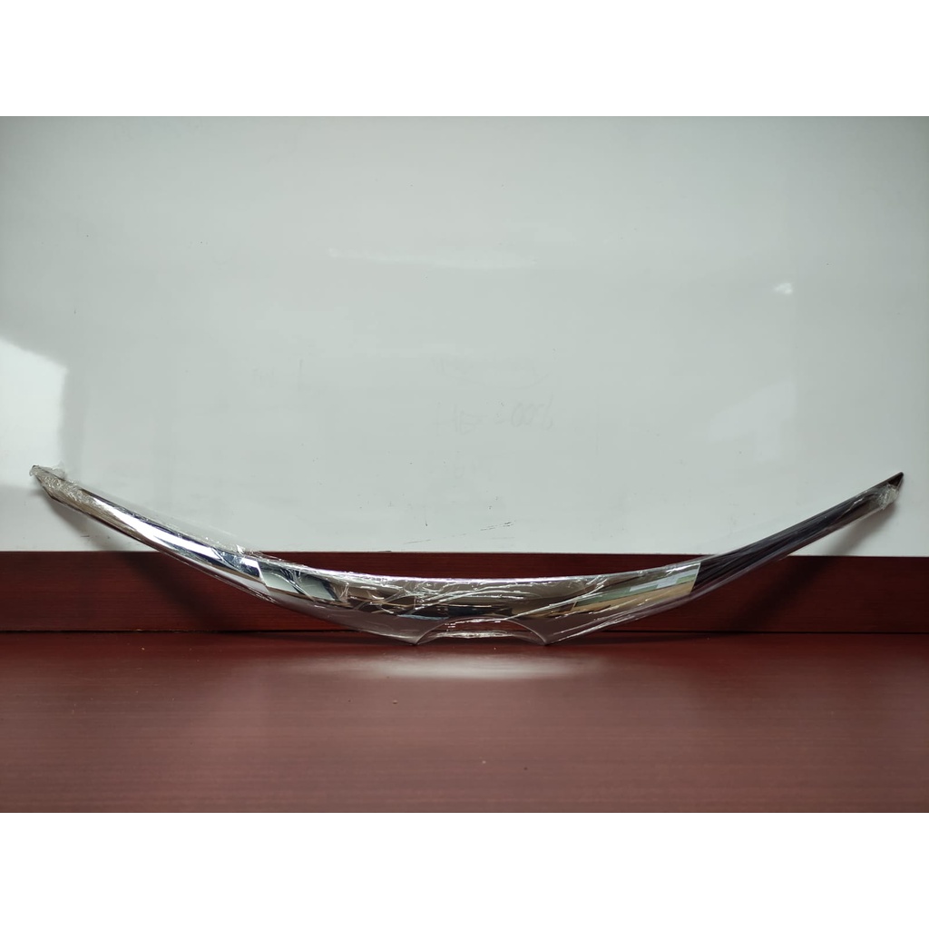 Hood Moulding List Chrome Avanza