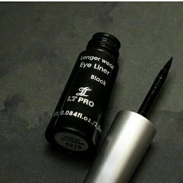 LT PRO Longer Wear Eyeliner Liquid