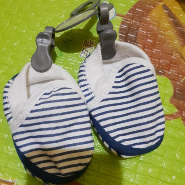 Sepatu bayi mothercare baru