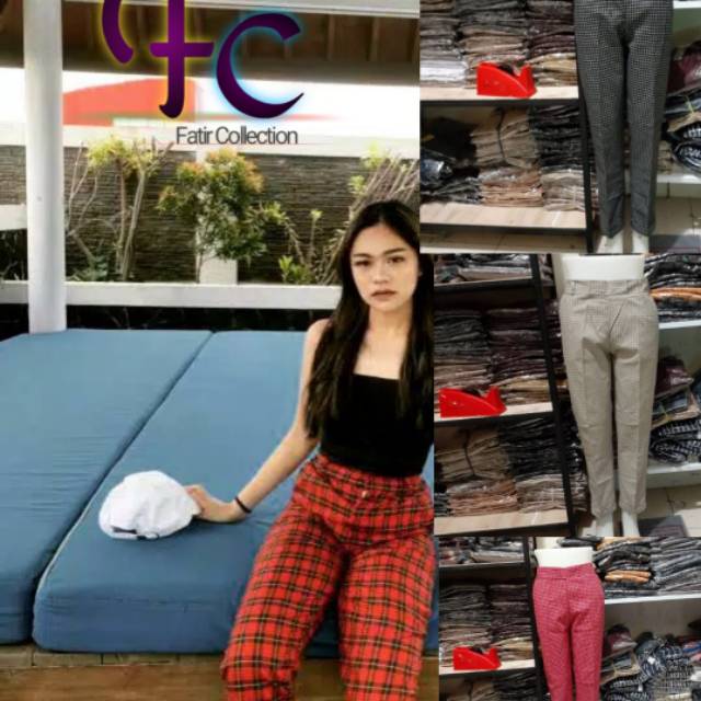 TARTAN RED PANTS