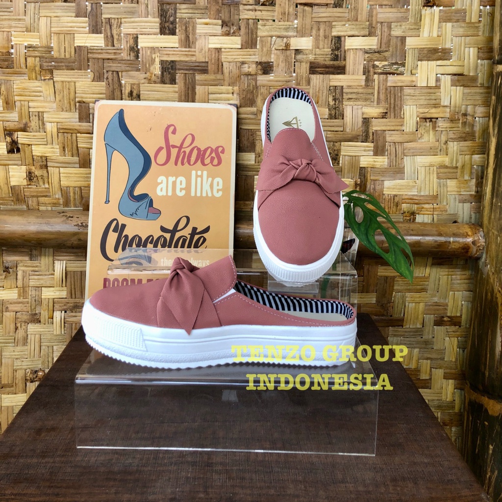 Tenzo Shoes || Tnz 26 Bustong / Sepatu Sendal Wanita Tenzo model kumis Salem/Moka/navy/putih/abu