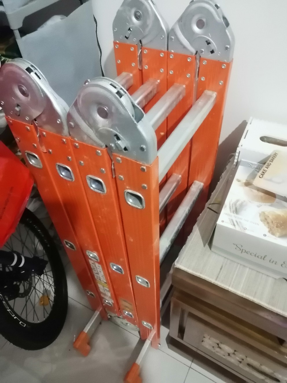 Tangga Bangunan Multifungsi / Multi Purpose Ladder blackfoot 3,47 M