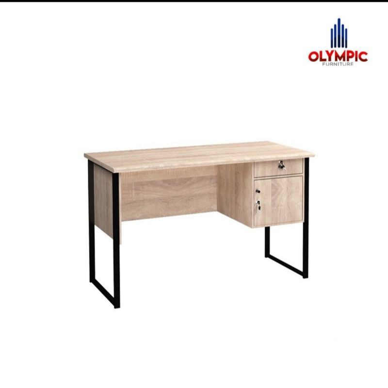 Meja tulis / meja kantor / meja belajar / meja ½ biro
