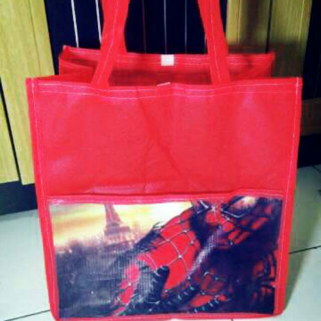 Tas ulang tahun spiderman