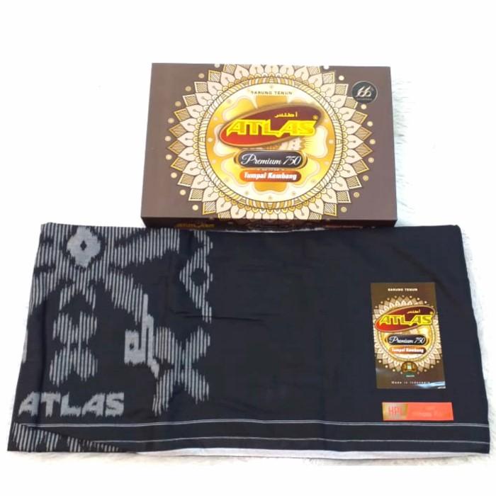 Eceran Sarung Tenun Atlas Premium 750 Seri Hitam Polos Tumpal Kembang