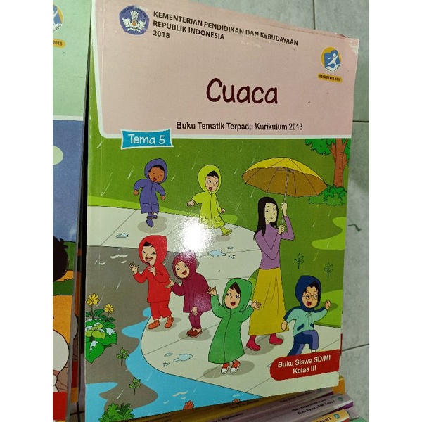 

buku paket tematik SD kelas 3 tema 5