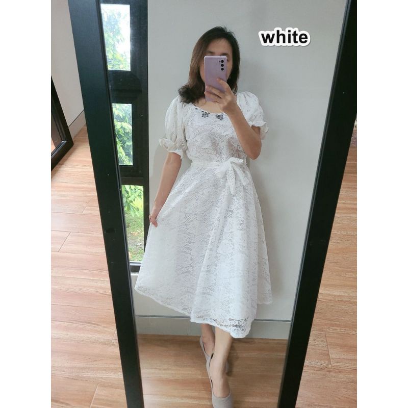 Dress brokat putih