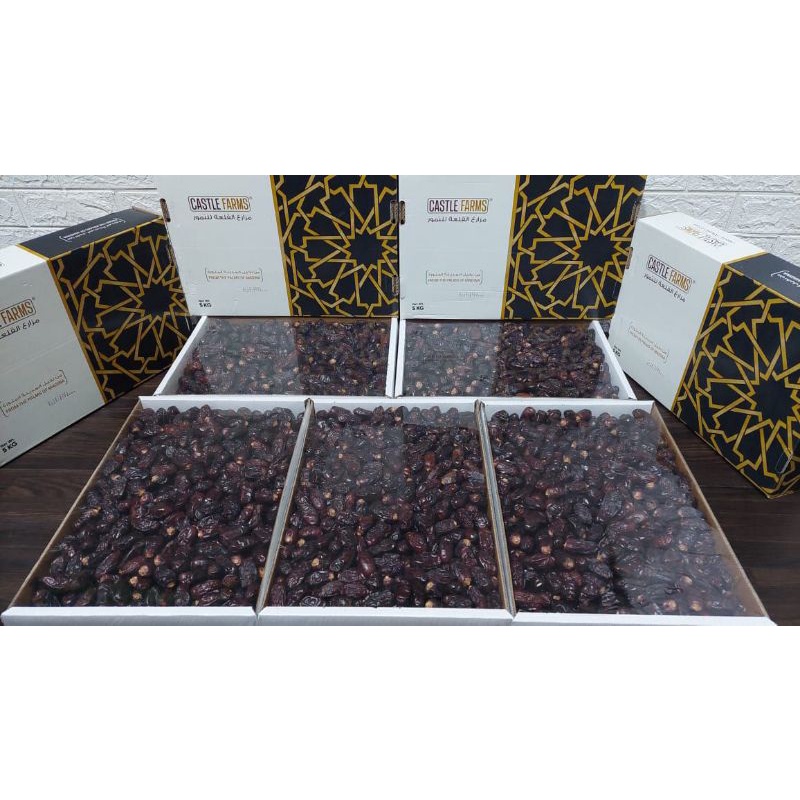 

Kurma Syafawi kemasan 4kg castle farm