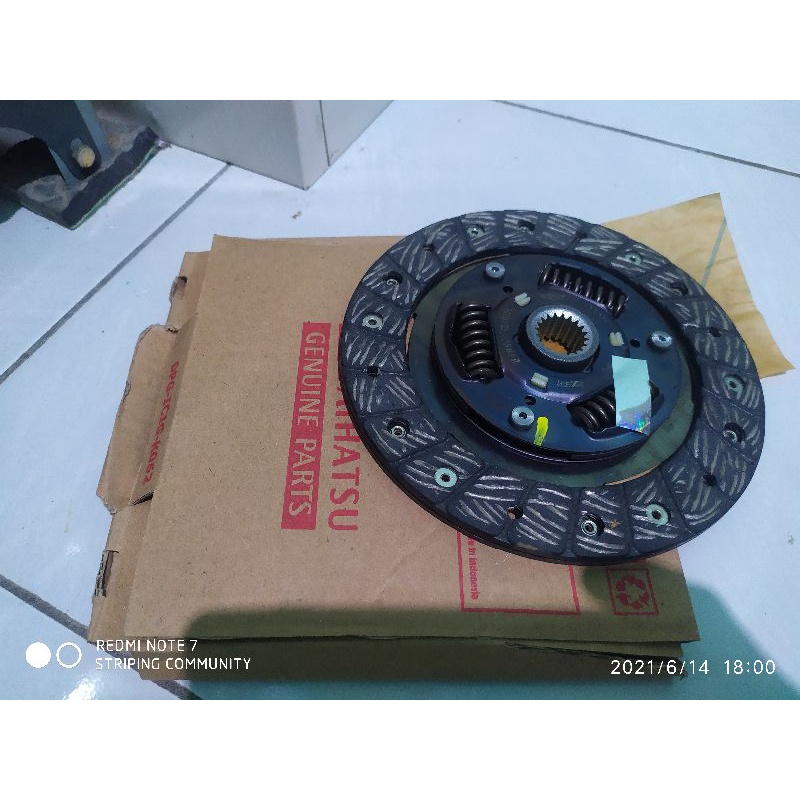 plat kopling kampas kopling daihatsu xenia 1.0