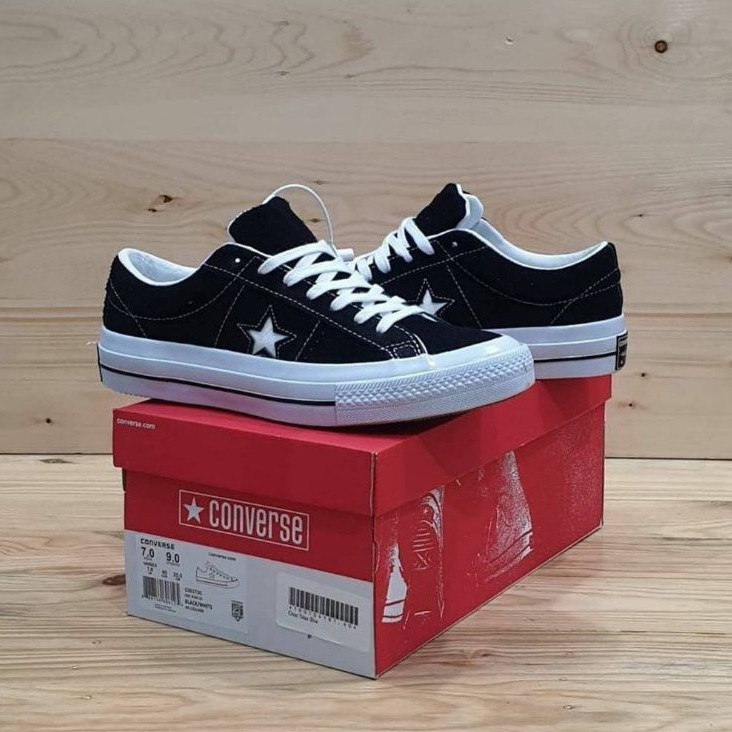 CONVERSE ONE STAR PRO BLACK WHITE