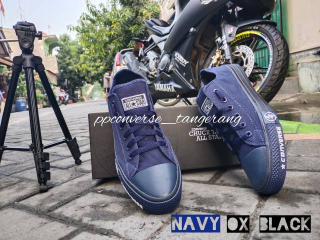 Converse Chuck Taylor New Release Undefeated Low Pendek Navy Black