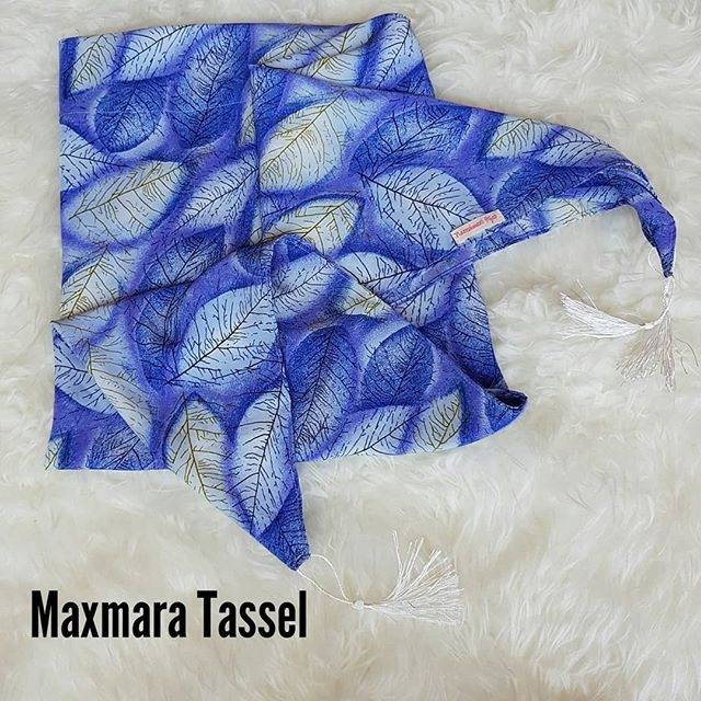 

SEGITIGA INSTANT TASSEL