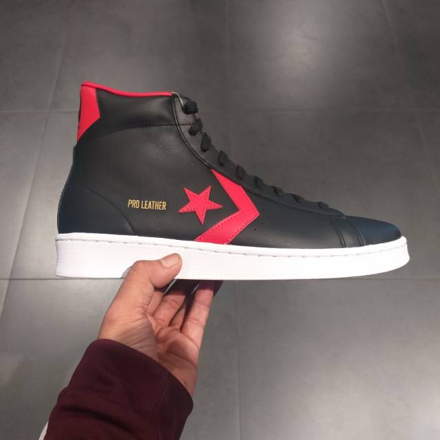 converse pro leather mid black