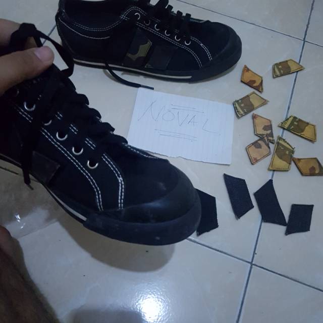 Macbeth Eliot/Pennant Velcro