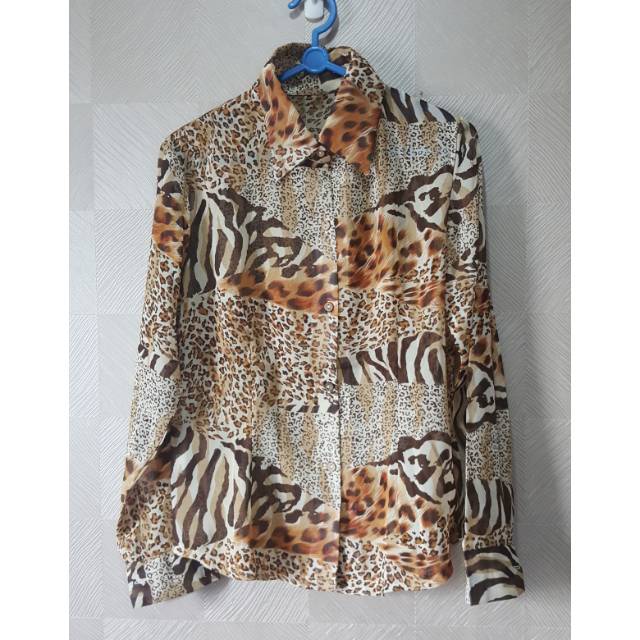 PRELOVED LEOPARD PRINT SHIRT KEMEJA WANITA / BAJU ATASAN LENGAN PANJANG / BLUS SIFON CEWE