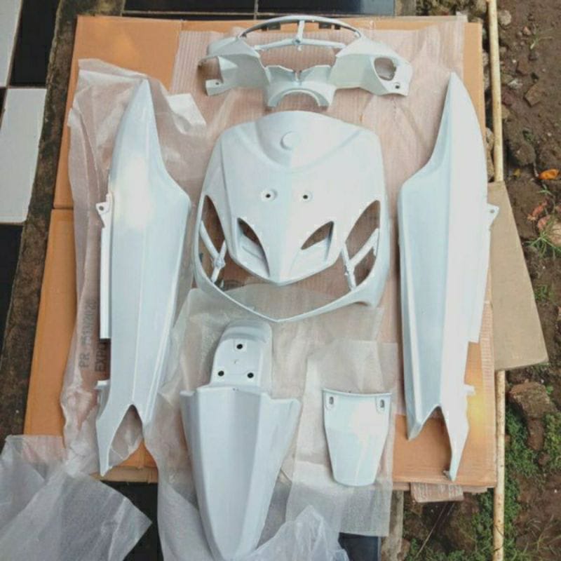 body motor mio.. Full body halus Mio smile putih/body halus mio smile smel full set putih/set body M