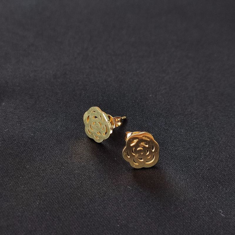 Anting Tusuk Titanium Emas Wanita Antikarat