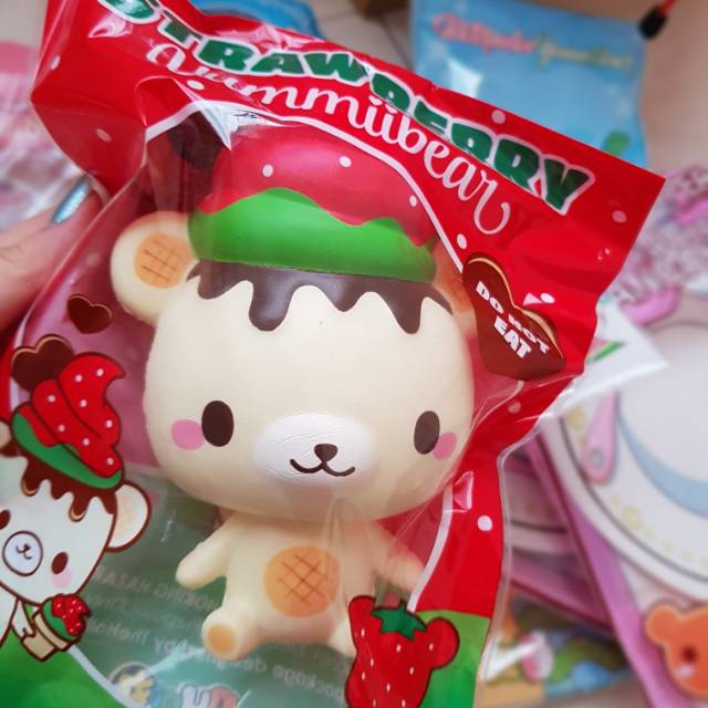 yumiibear strawberry mascot squishy