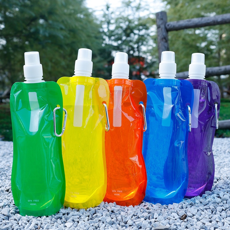 Botol Minum Lipat Portable 480ml Ultra Ringan Ramah Lingkungan Dengan Carabiner Untuk Travel / Outdoor