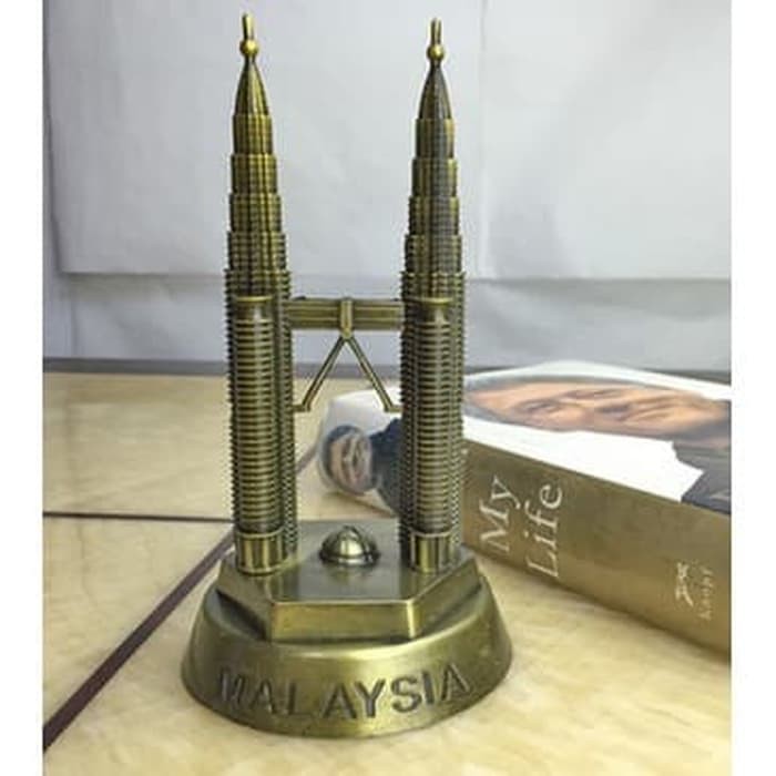 Souvenir negara Malaysia Petronas Twin Towers oleh oleh Malaysia 2561