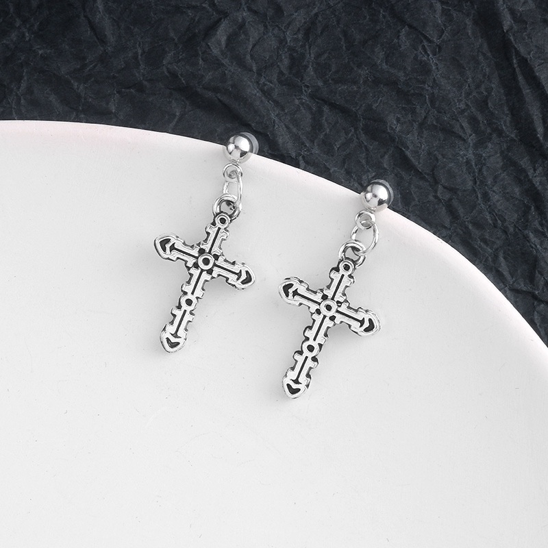 Anting 925 Silver Needle Bentuk Salib Gaya Korea Hip Hop Untuk Wanita