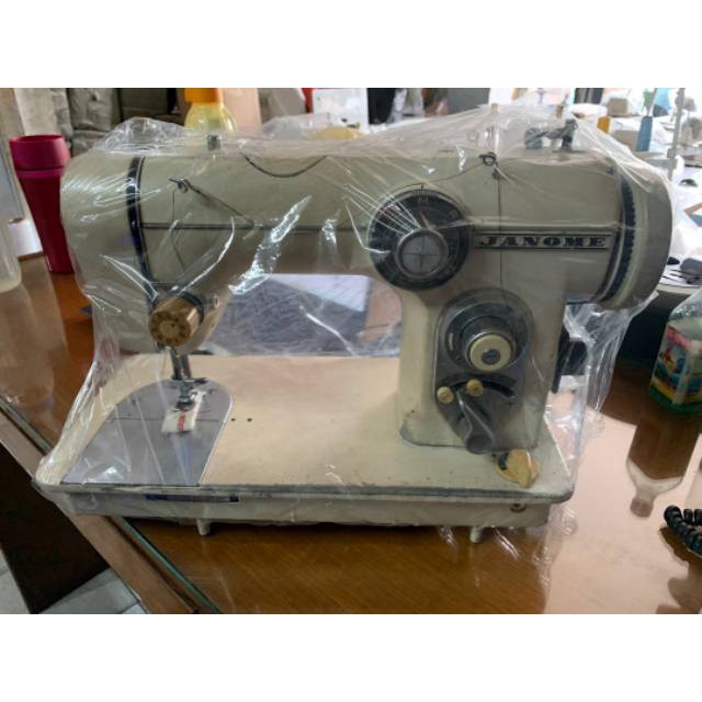 JANOME Mesin Jahit Semi Portable Second