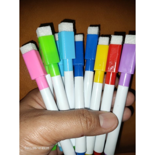 

Spidol Wipe n Clean (RANDOM)
