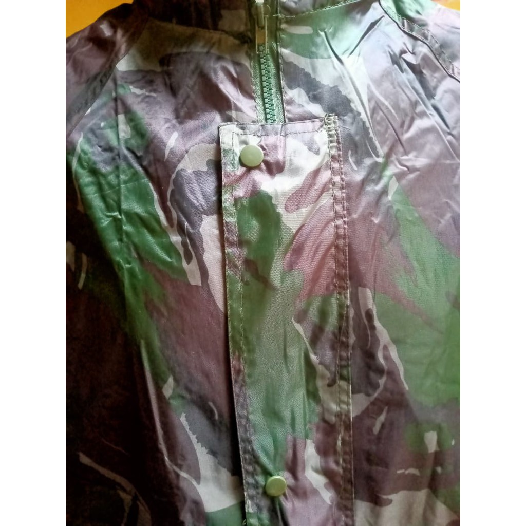 JAS HUJAN LORENG MERK TARGET ORIGINAL BAHAN MANTAP