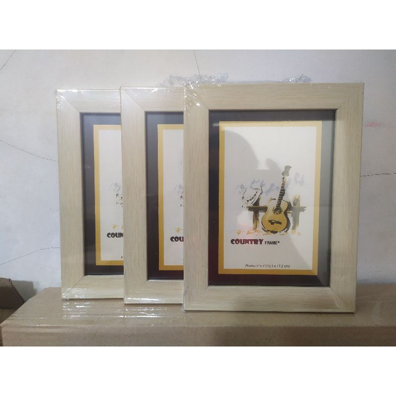 Bingkai foto 5r minimalis (12,5x17,5) linka /cream muda/ motif serat