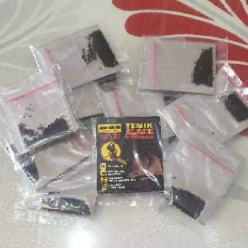 TEMIX BLACK Racun Tikus &amp; Babi Hutan Terbukti Ampuh (isi 50pcs)