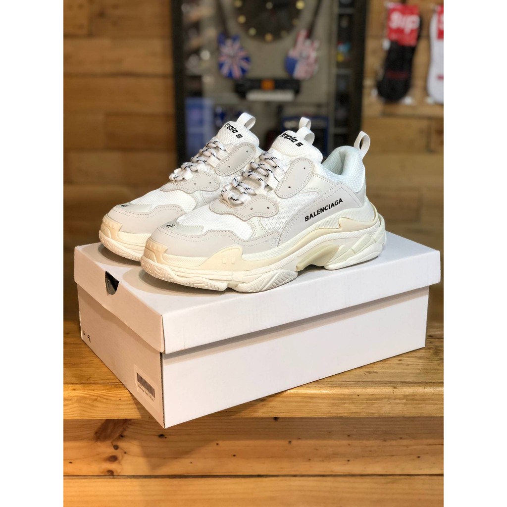 balenciaga triple s all white