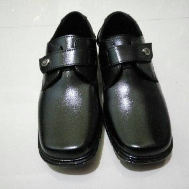 Sepatu Pantofel Anak Laki-laki Hitam Sekolah Fullblack Untuk Acara Formal Casual Resmi Traning Natal