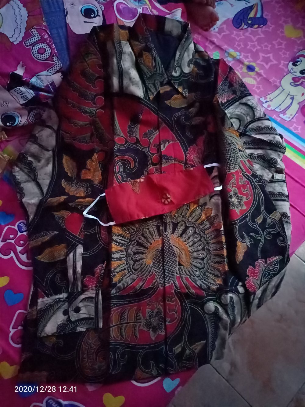 Merak Merah Kemeja Batik Pria Lapis Furing Katun Primisima Batik Solo