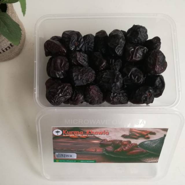 

Kurma Ajwa grade A "KHAWLA