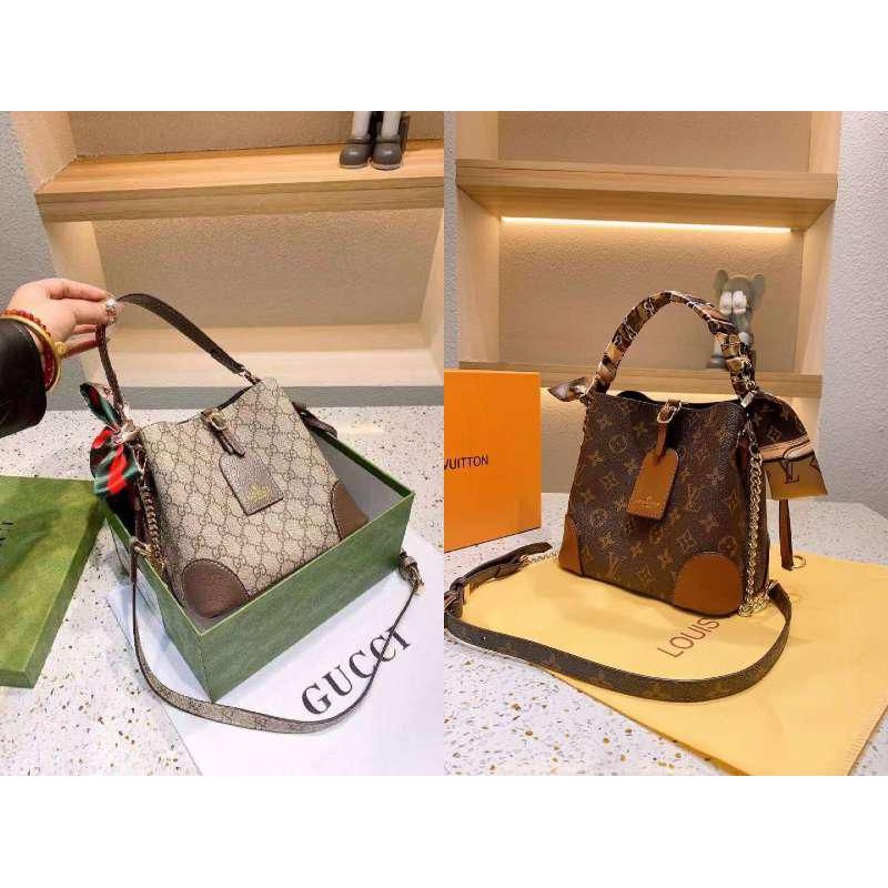 Lv 88113 250rb26x10x25cmFree box dustbag fakebill and scarfGucci 88113 250rb26x10x25cm