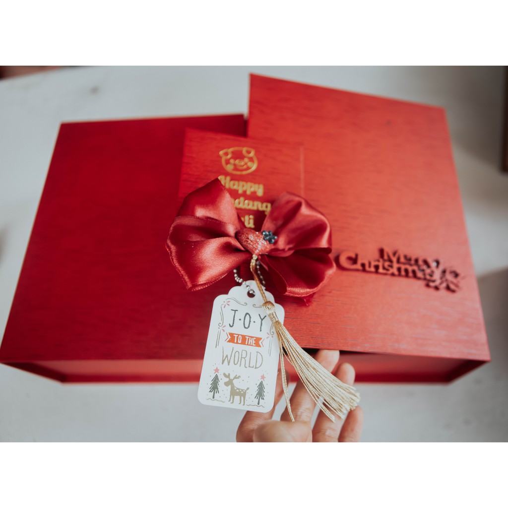 

Hampers Natal / Imlek / Hadiah Rendang Babi 1 kg