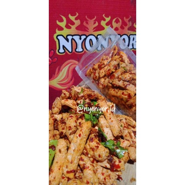 

Basreng nyonyor (pedas daun jeruk)