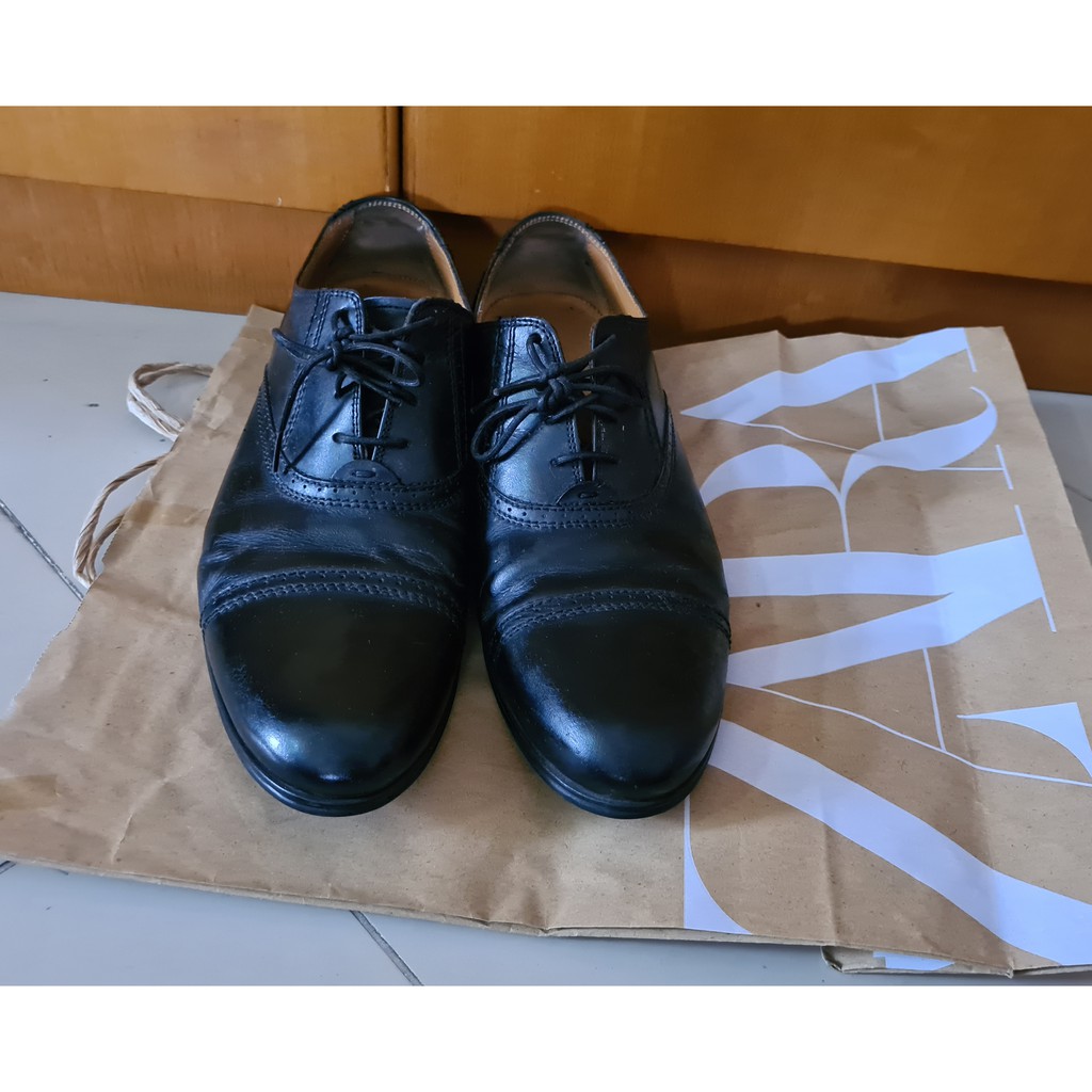 Sepatu ZARA Man Black - Formal Shoes - Like New - Size 42