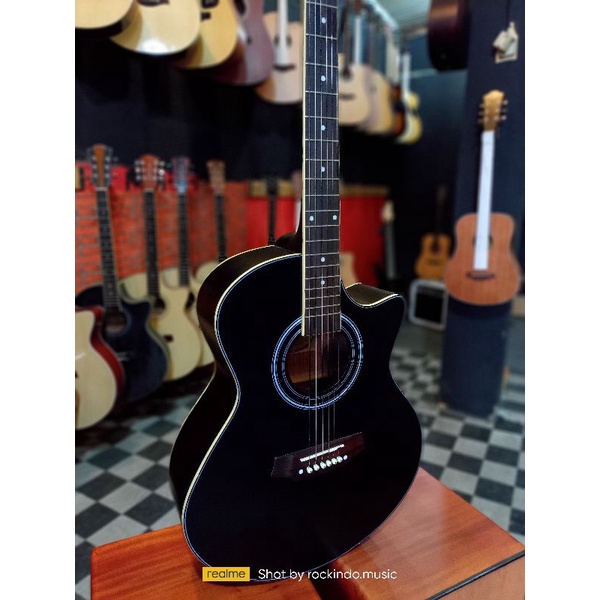 Gitar Akustik Taylor Custom
