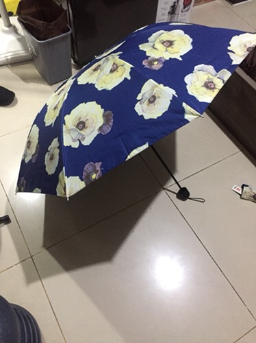 Payung Lipat 3 Kelopak Bunga / Lapis Hitam / Antiuv / Grc - A985
