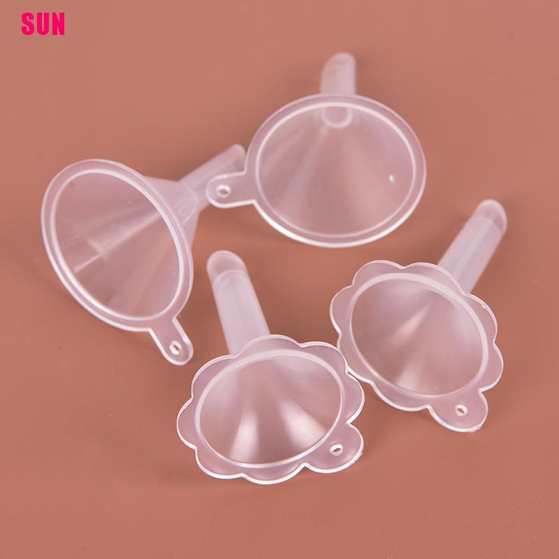 2pcs Corong Mini Bahan Plastik Untuk Botol Parfum / Minyak Cair