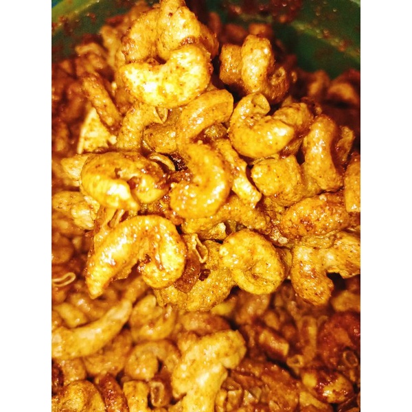 

MAKARONI CAMPOENG Rasa Bawang Pedas