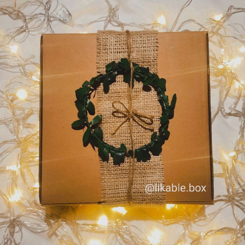 

Rustic Box / Paket Kotak Kado ( Kardus, Hiasan, Kartu Ucapan ) / Hampers / DIY