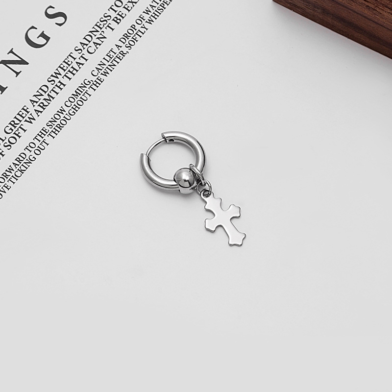 Jepang Dan Korea Selatan Gaya Hong Kong Kepribadian Lintas Bintang Stainless Steel Anting Berlian Rantai Anting Tulang Klip Anting Hip Hop-1